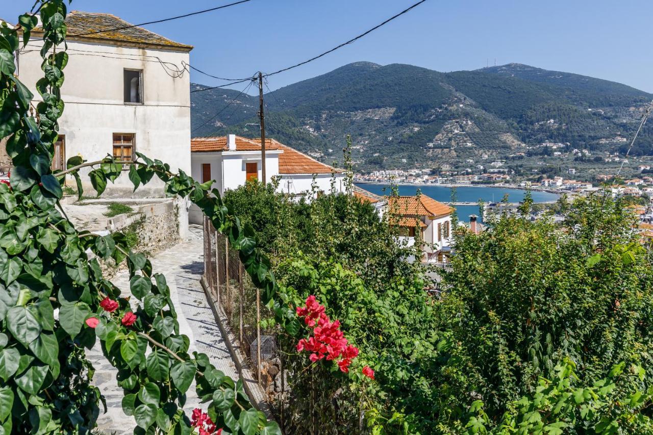 Breezy Rooftop House Skopelos Town Exterior foto