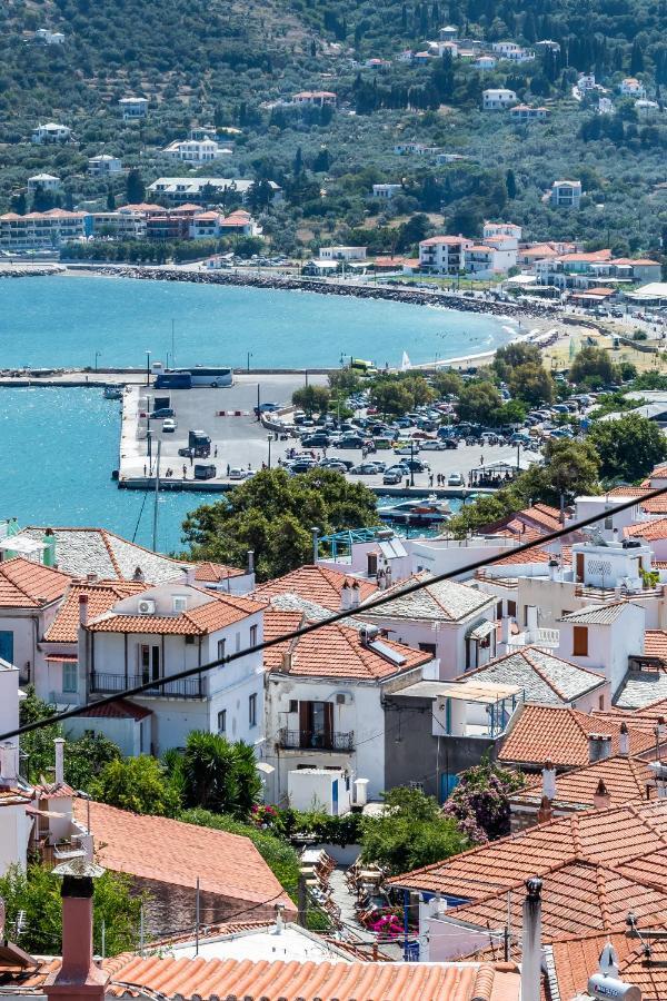 Breezy Rooftop House Skopelos Town Exterior foto